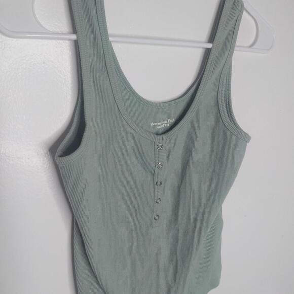 Abercrombie & Fitch Women's Green Vests-tanks-cami 10 - Picture 3 of 5